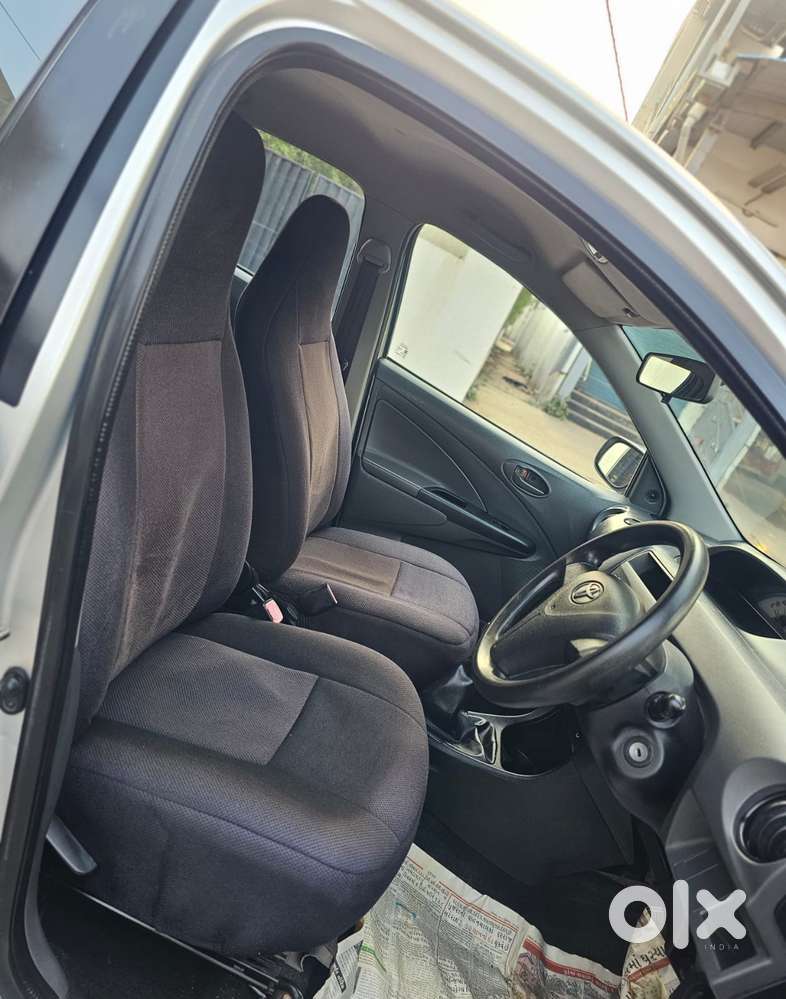 Toyota Etios Liva 2011-2012 G, 2012, Petrol
