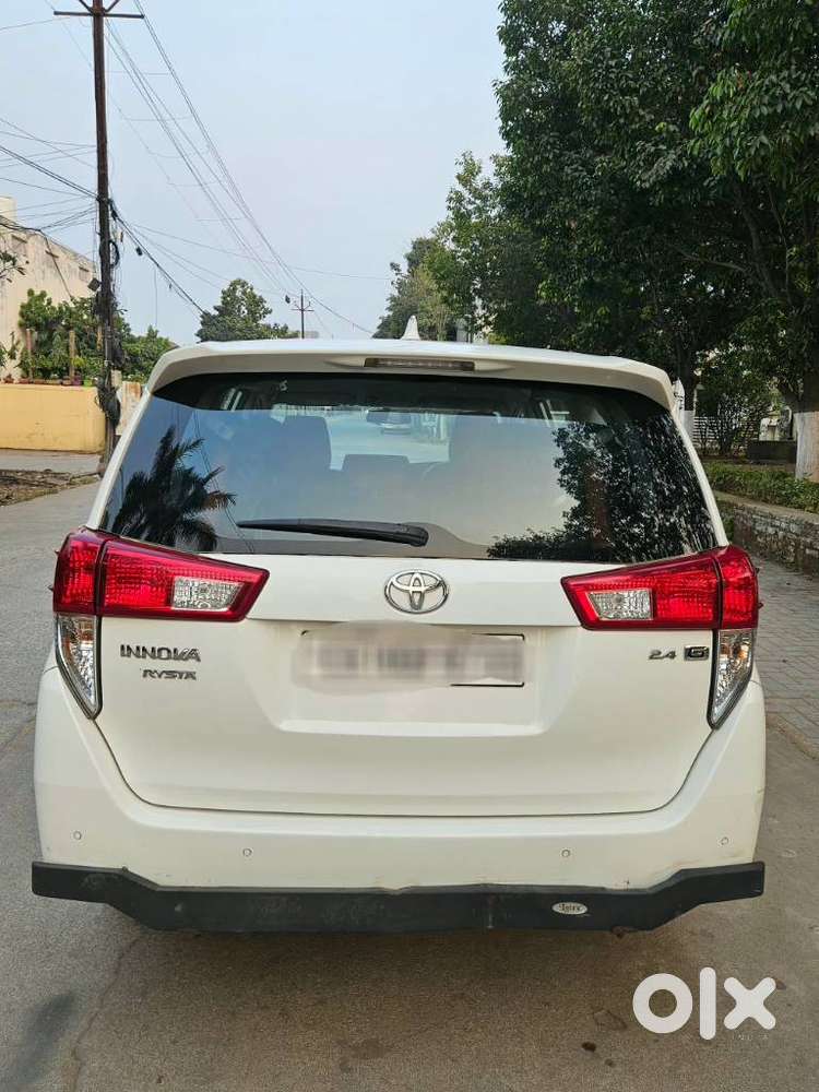 Toyota Innova Crysta 2.4 Gx Limited Edition 8 Str, 2021, Diesel