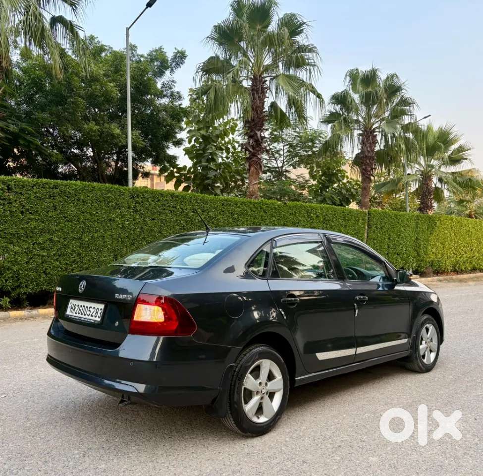 Skoda Rapid 1.6 Mpi At Elegance, 2017, Petrol