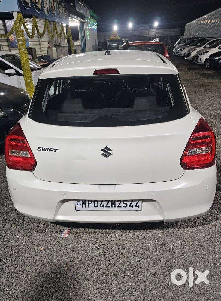 Maruti Suzuki Swift Vxi Optional, 2023, Petrol