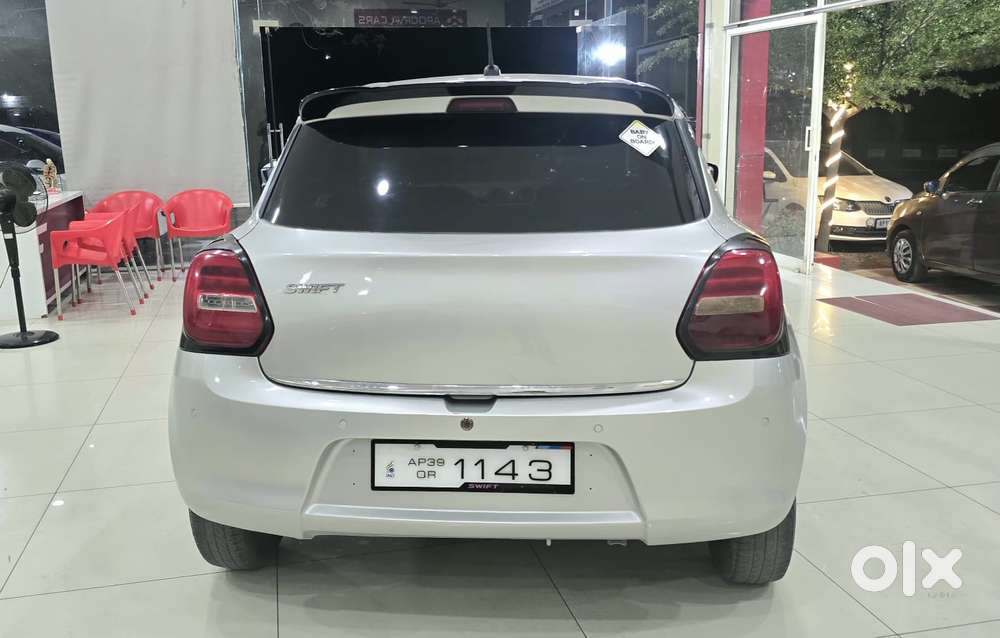 Maruti Suzuki Swift Vxi Deca, 2022, Petrol