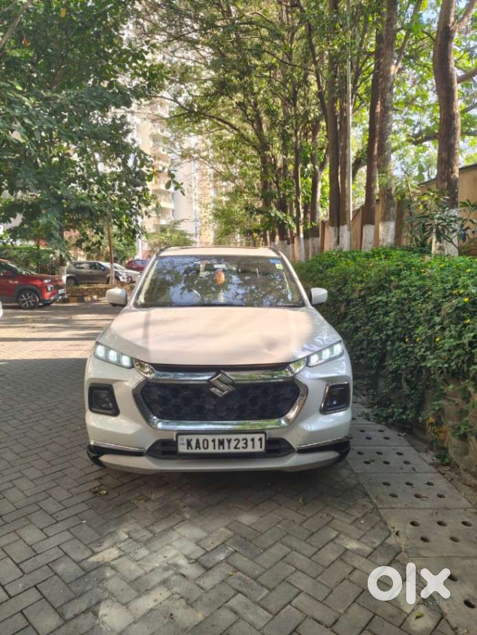 Maruti Suzuki Grand Vitara 1.5 Alpha Smart Hybrid Dual Tone, 2022, P..