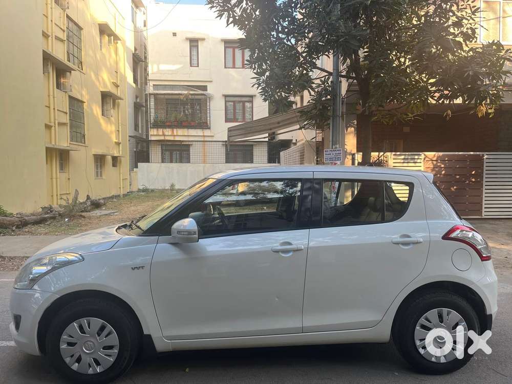 Maruti Suzuki Swift 1.2 Vxi (o), 2012, Petrol