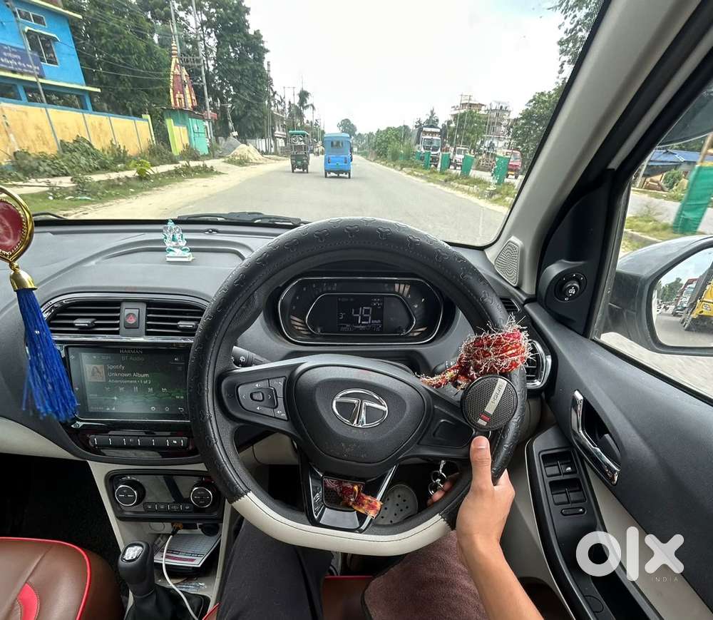 Tata Tiago Petrol 2023-24