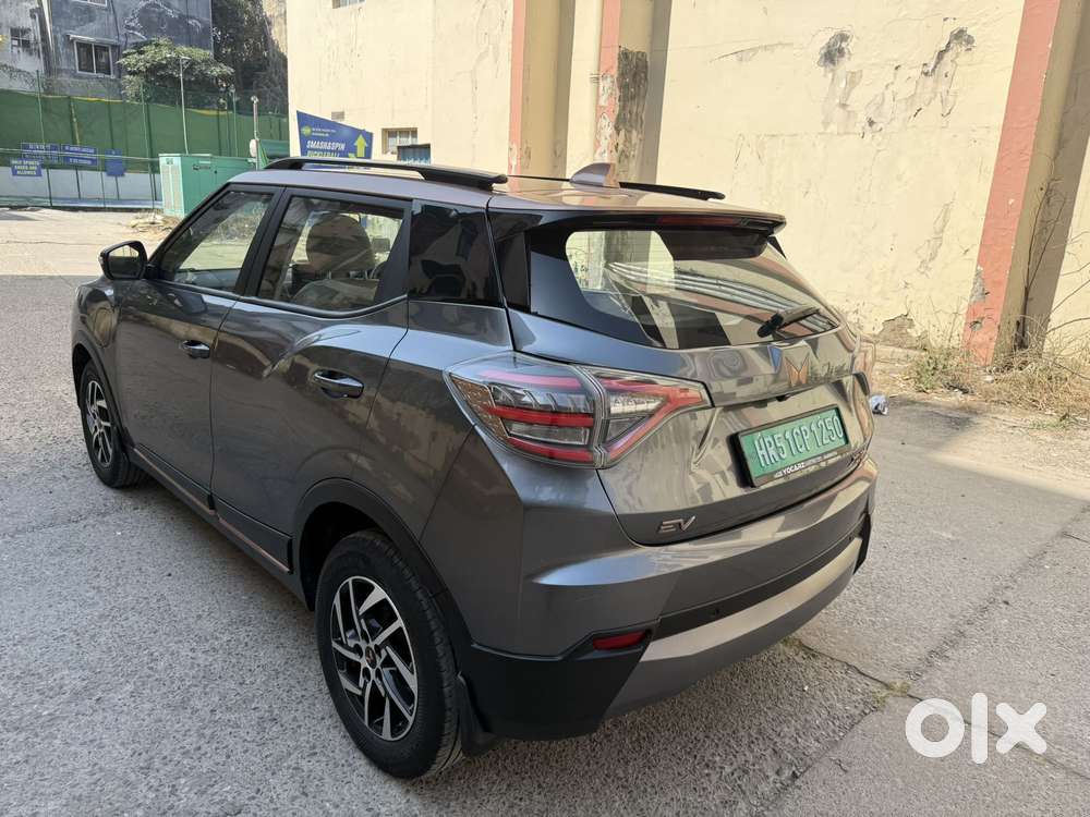 Mahindra Xuv400 Ec 3.3 Kw, 2024, Electric
