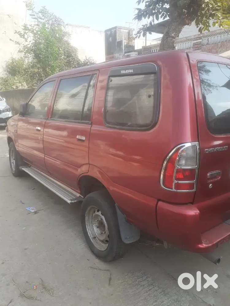 Chevrolet Tavera 2011