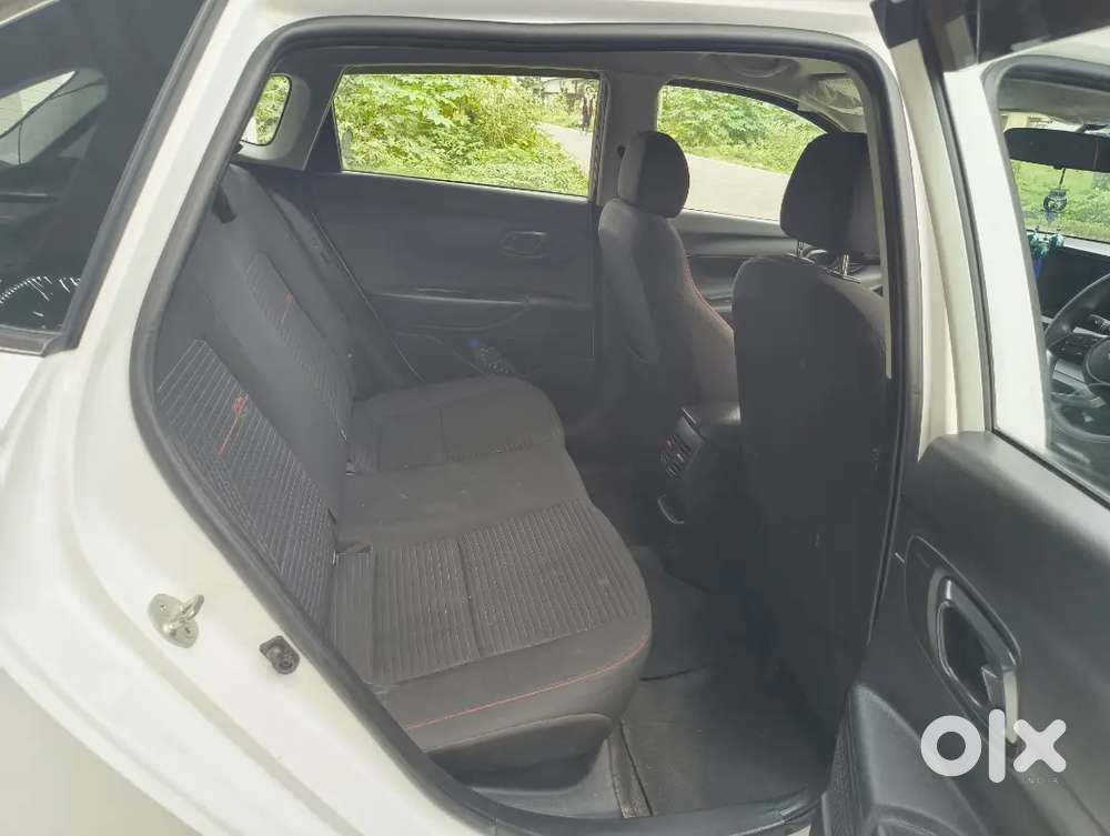 Hyundai I20 Sportz Dual Tone 2022 Nov For Sale. Emi Facility Available