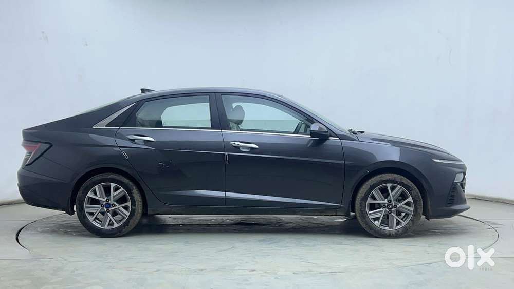 Hyundai Verna 1.5 Sx (o) Petrol Mt, 2023, Petrol
