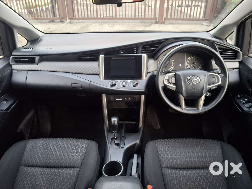 Toyota Innova Crysta 2.7 Gx At, 2020, Petrol