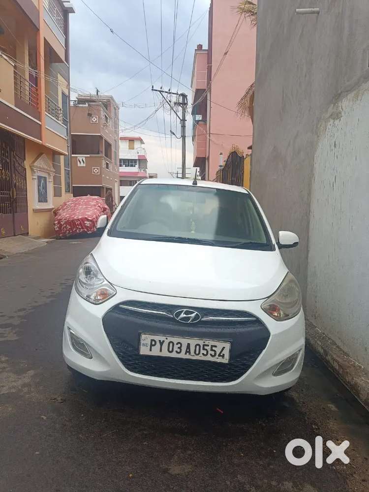 Hyundai I10 Asta 2012 Petrol Top End With Sun Roof