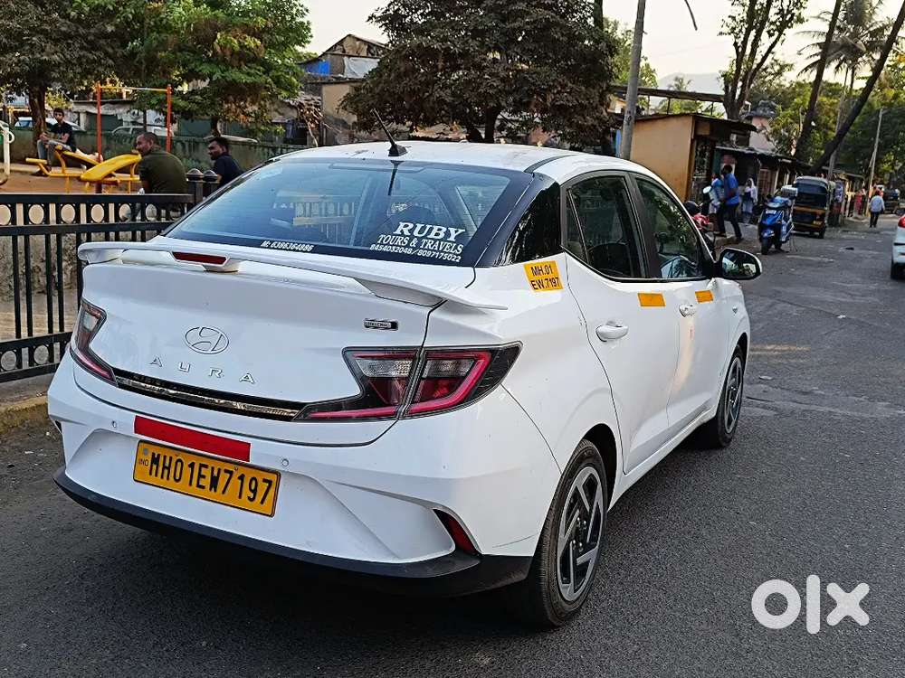 Hyundai Aura 2025 Cng & Hybrids 32000 Km Driven Class Condition