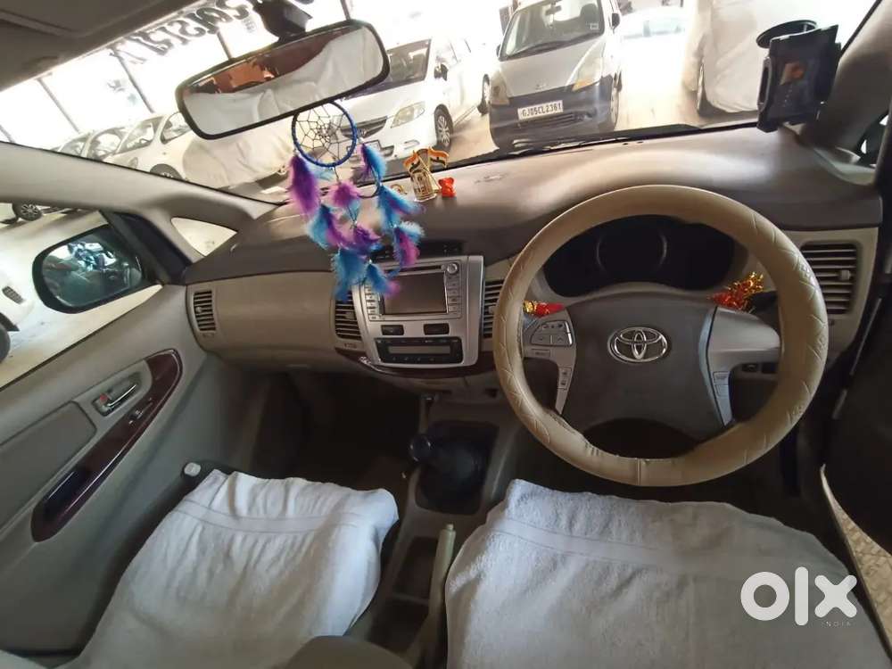 Toyota Innova Diesel 2013 132325 Km