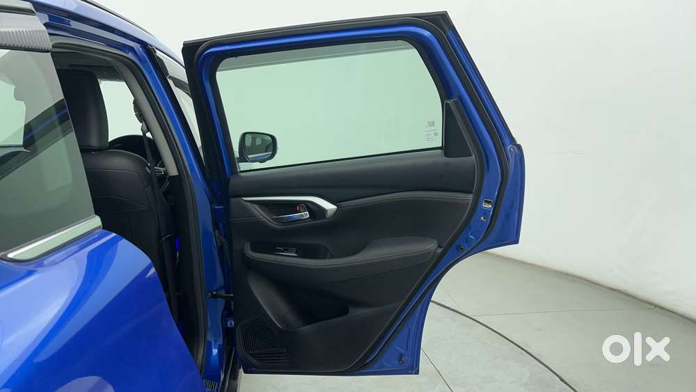 Toyota Urban Cruiser Hyryder 1.5 V Neo Drive Awd, 2022, Petrol