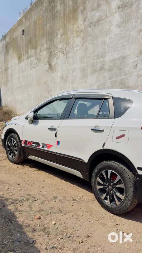 Maruti Nexa S Cross 1.5l Petrol Mannual Single Hand Driven