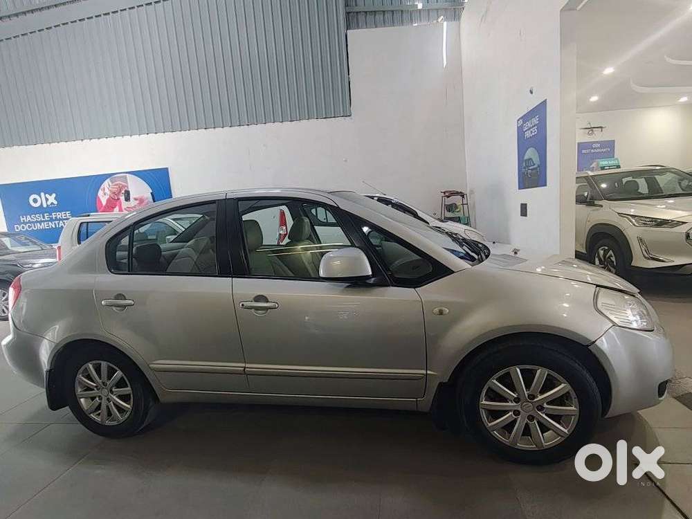 Maruti Suzuki Sx4 Zxi Mt Bsiv, 2010, Cng & Hybrids