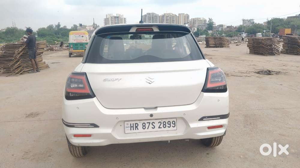 Maruti Suzuki Swift 1.2 Lxi (o), 2024, Petrol