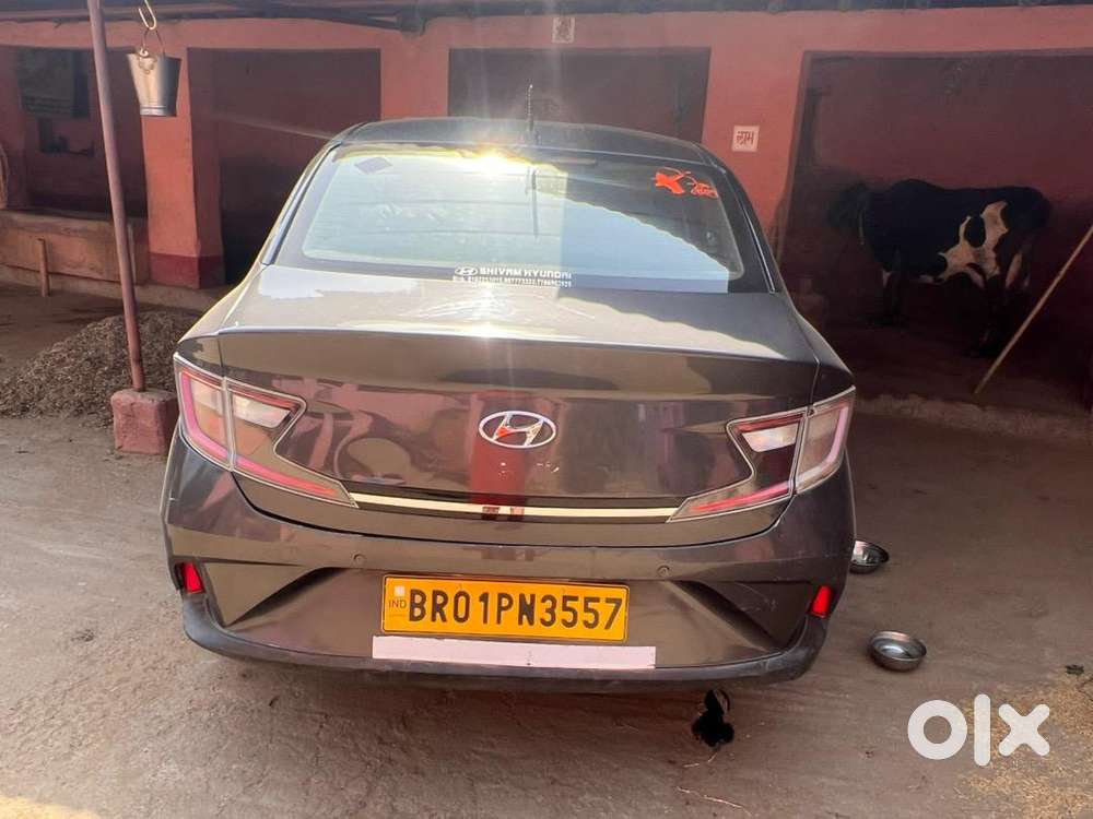 Hyundai Aura 2022 Cng & Hybrids Well Maintained