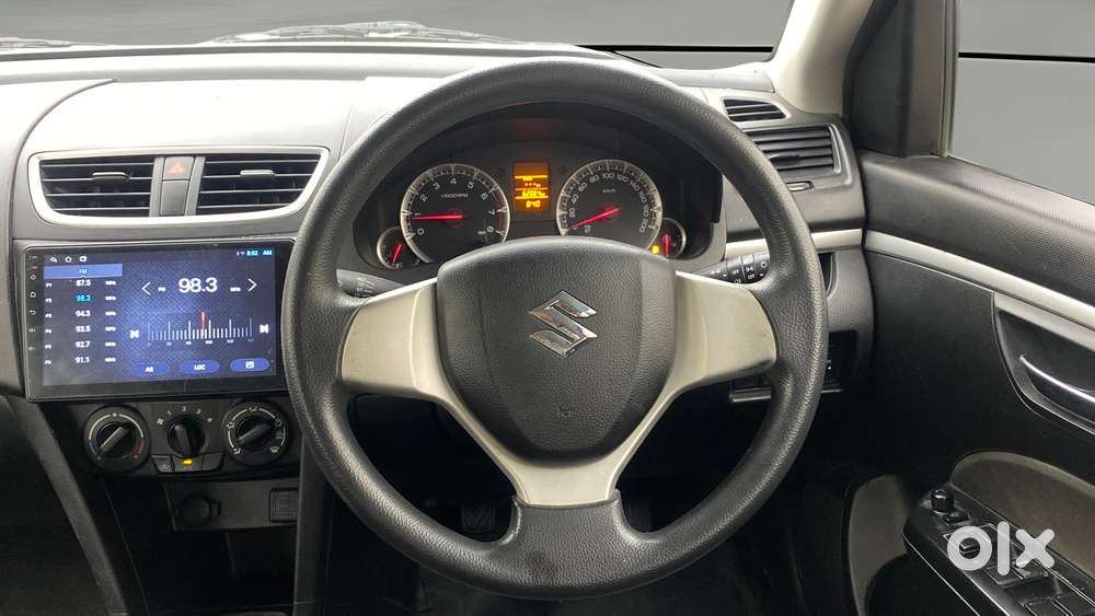 Maruti Suzuki Swift Vxi, 2016, Petrol