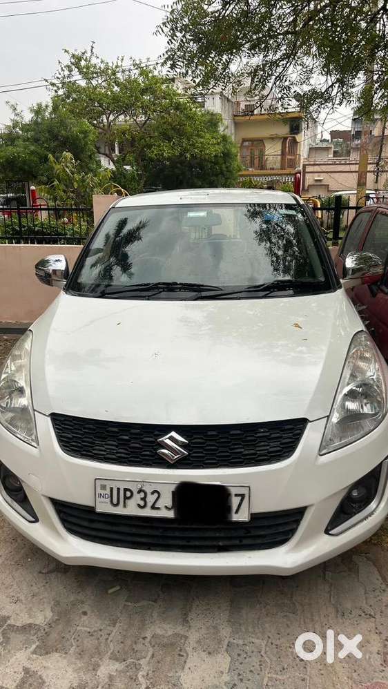 Maruti Swift 2017 Petrol Good Condition, Camera, Screen, New Tyers