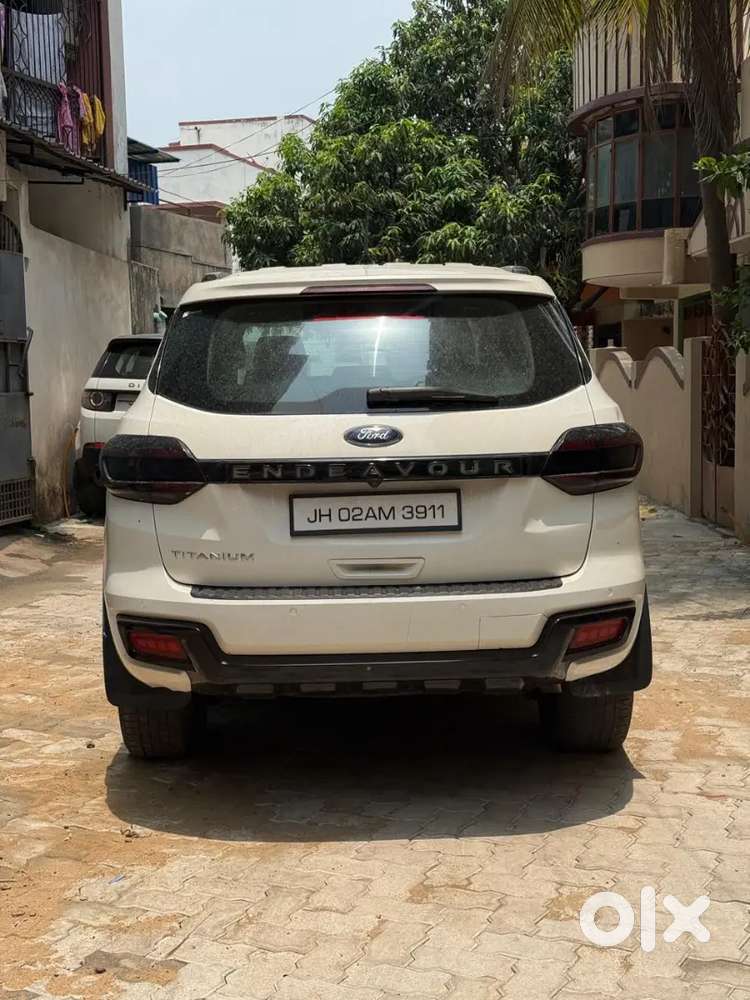 Ford Endeavour 2016 Diesel Well Maintained