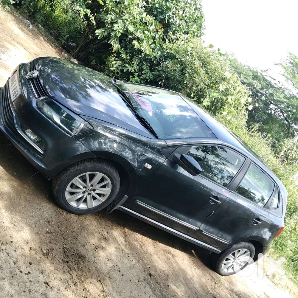Volkswagen Polo 2015 Petrol 76528 Km Driven