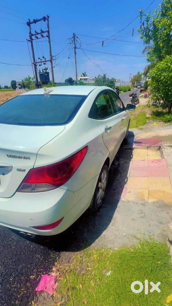 Hyundai Verna Diesel Manual 2012