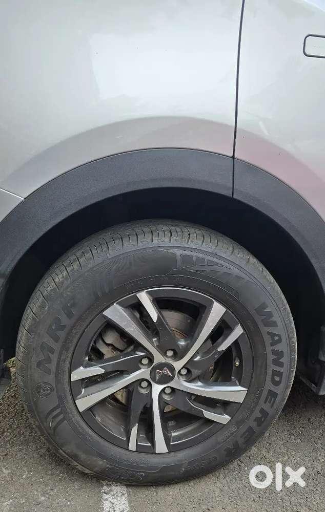 Mahindra Xuv700 2023 Petrol 17000 Km Driven