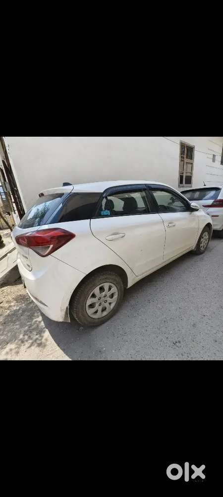 Hyundai Elite I20 2017 Diesel 75000 Km Driven