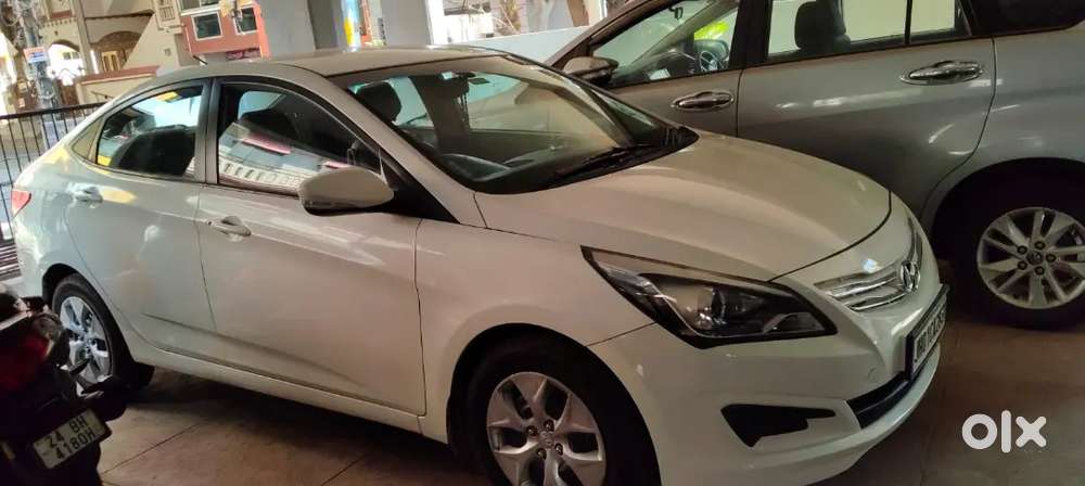 Hyundai Verna 2016 Petrol Well Maintained