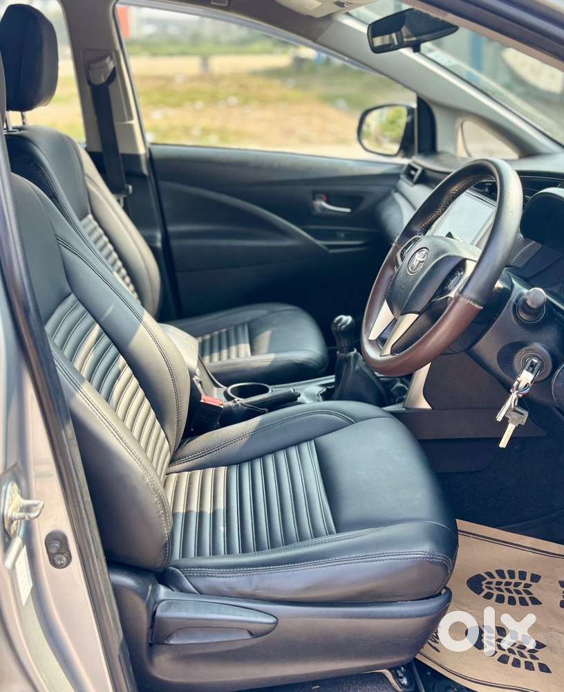 Toyota Innova Crysta 2.4 G Mt, 2017, Diesel