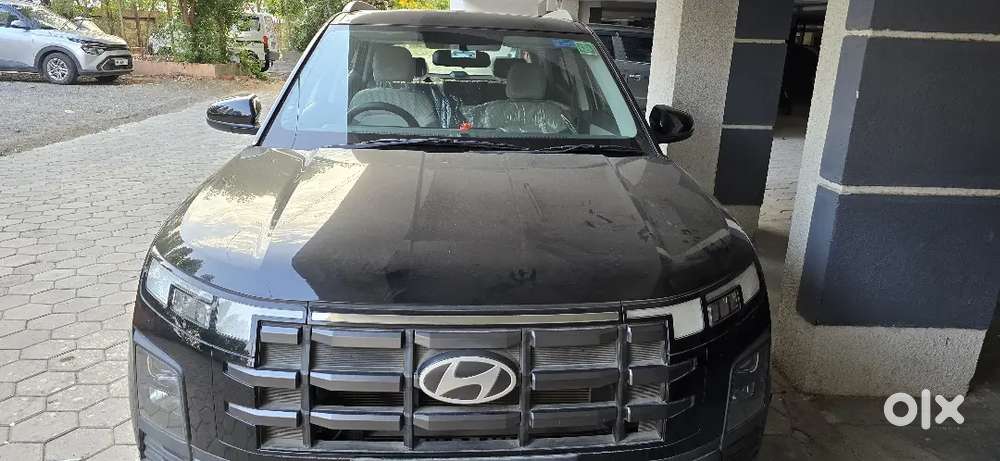 Hyundai Creta Ex (o) Petrol Automatic Ivt 2025 Model