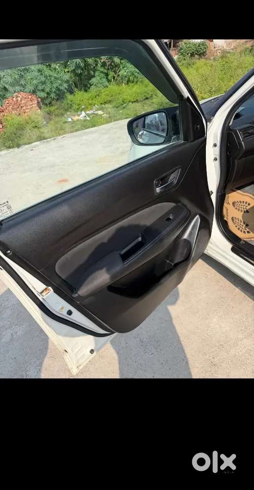 Maruti Suzuki Swift Vxi 2022