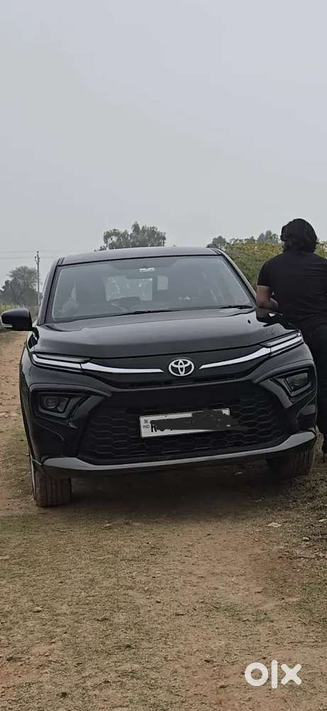 Toyota Urban Cruiser Hyryder 2025 Petrol 9500 Km Driven