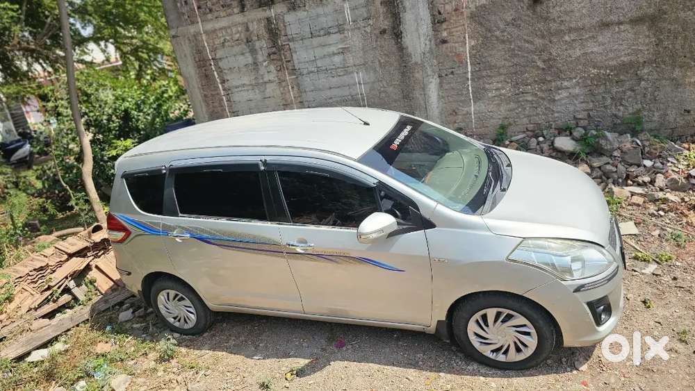 Maruti Suzuki Ertiga 2012  
Only Genuine Buyers Cl Me
