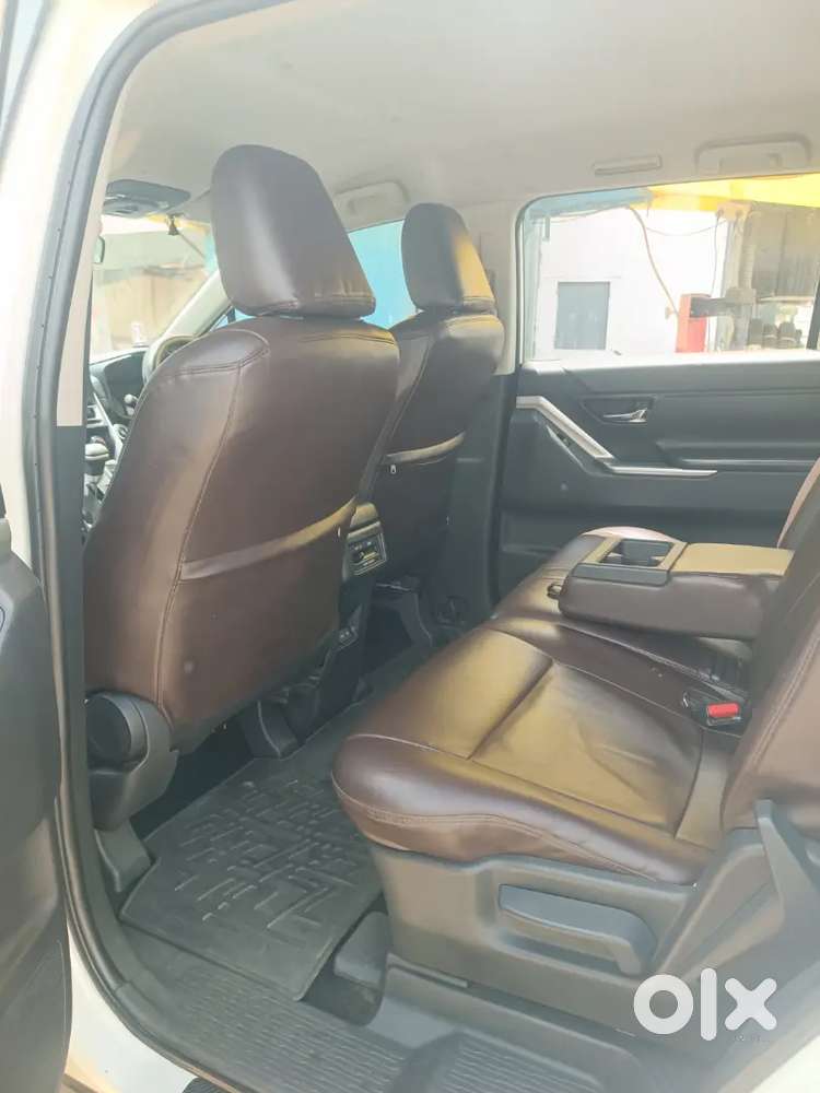 Toyota Innova Hycross 2024 Petrol