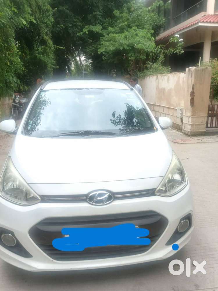 Hyundai Grand I10 2016 Petrol Well Maintained
