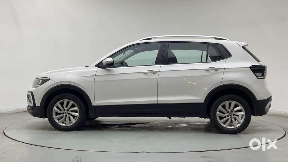 Volkswagen Taigun 1.0 Tsi Highline At, 2022, Petrol