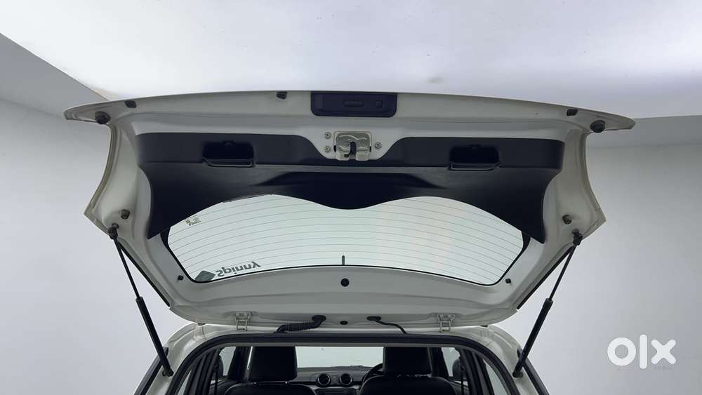 Maruti Suzuki Swift Amt Zxi, 2018, Petrol