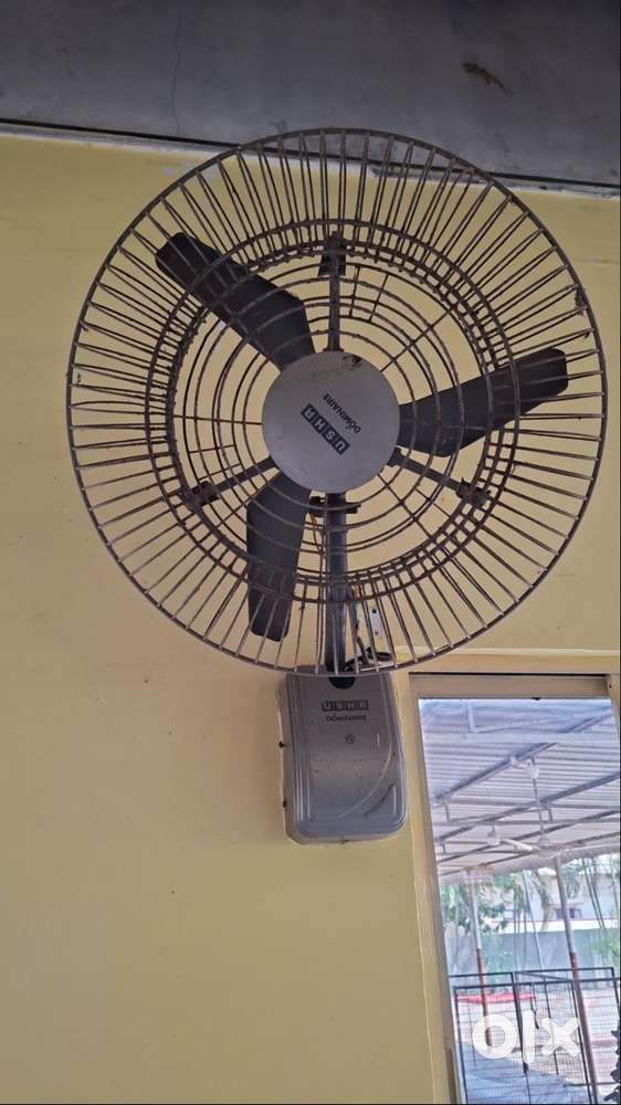 USHA DOMINAIRE HEAVY DUTY WALL MOUNTAINED FAN