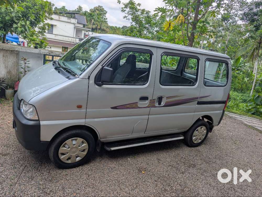 Maruti Eeco 2013, Ac, Pioneer Sound System, Low Mileage, Manual