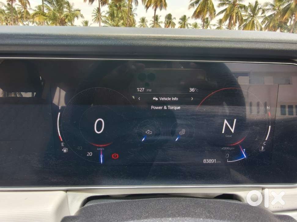 Mahindra Xuv700 2.0 Ax 7 Petrol Mt Str, 2023, Diesel