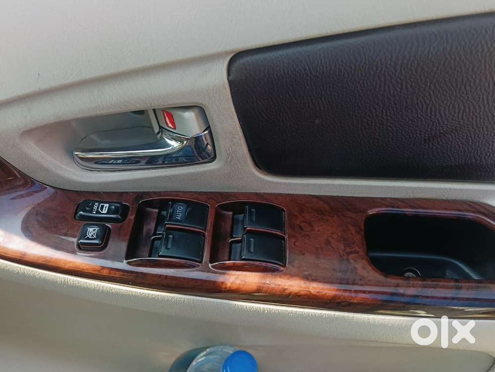 Completely Showroom Maintenance