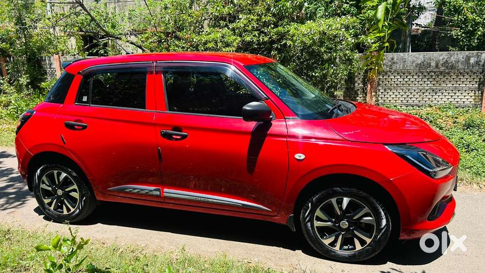 Maruti Swift 1.2 Vxi Petrol 2024