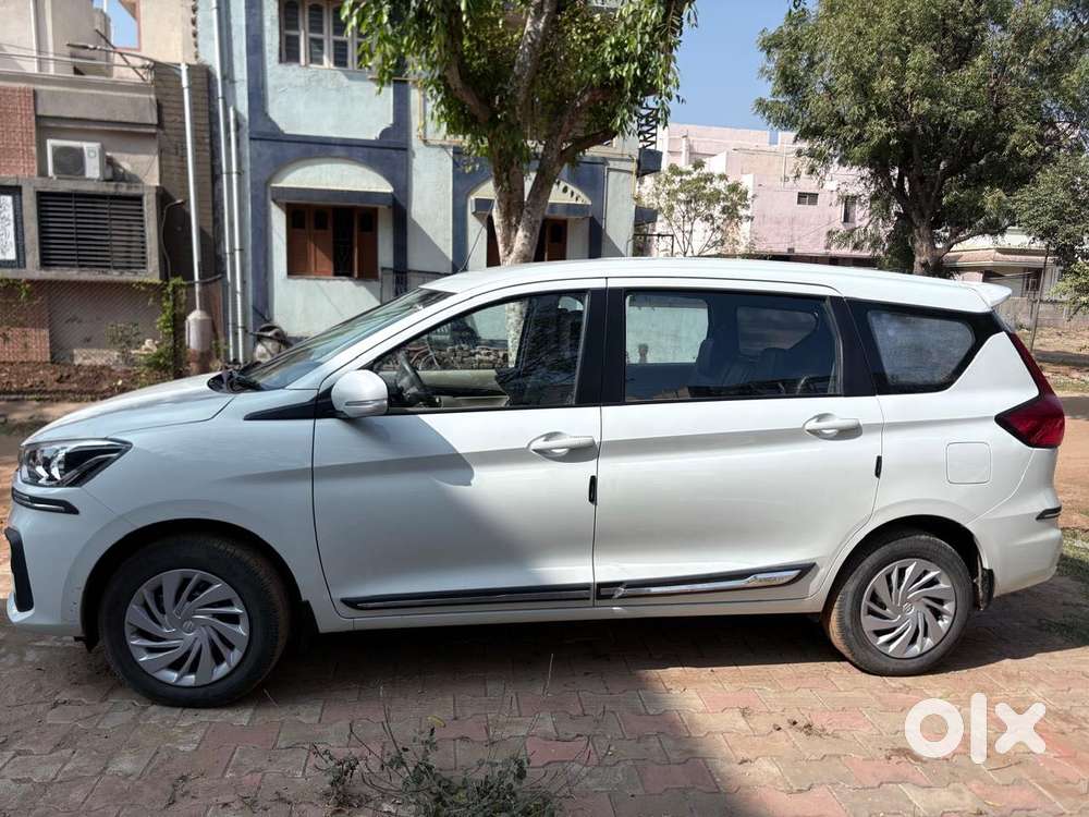 Maruti Suzuki Ertiga Vxi (o) Cng, 2025, Cng & Hybrids