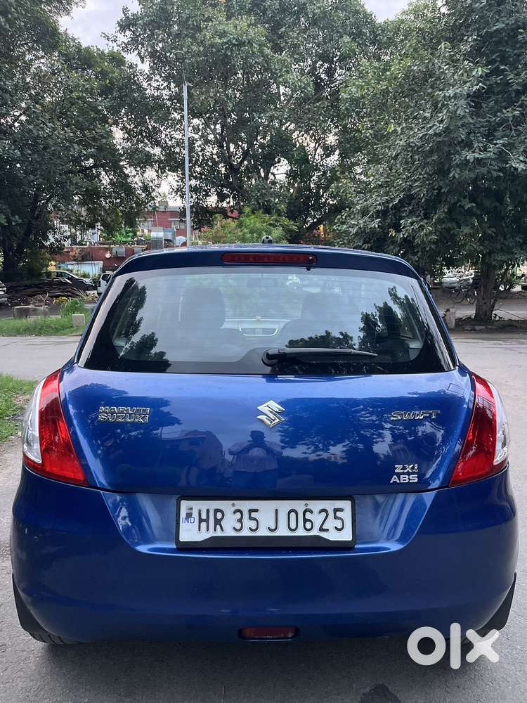 Maruti Suzuki Swift 1.2 Zxi Abs, 2013, Petrol
