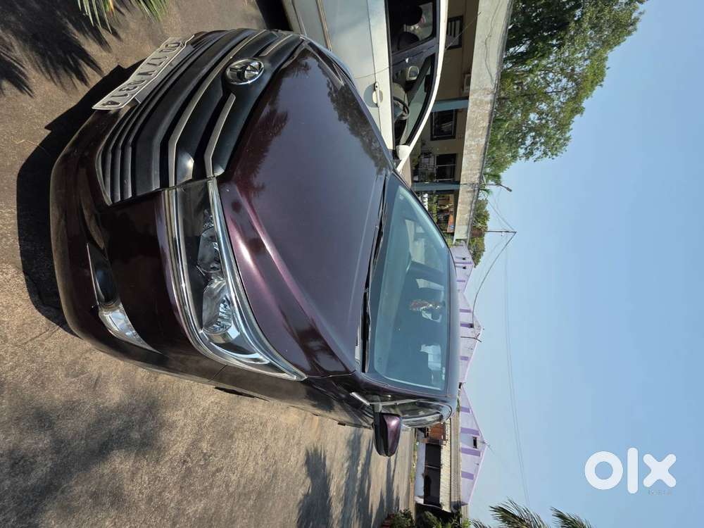 Toyota Innova Crystal 2.4, 2020, Diesel For Sale