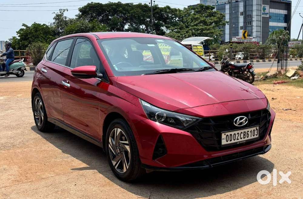 Hyundai I20 1.4 Asta (o) At With Sunroof, 2022, Petrol
