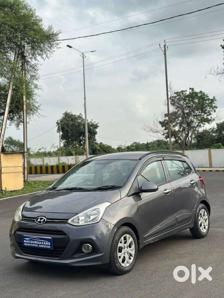 Hyundai Grand I10 Sportz, 2015, Diesel