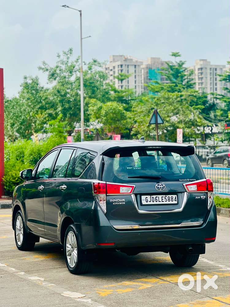 Toyota Innova Crysta 2.8z Automatic, 2018, Diesel