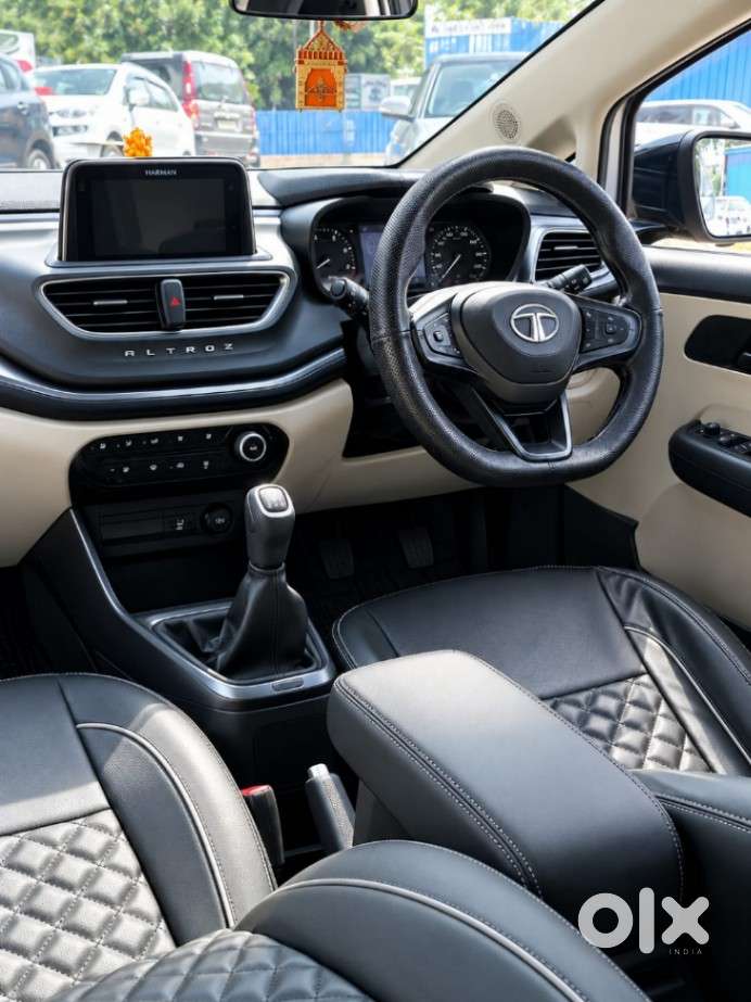 Tata Altroz 1.2 Xm, 2023, Petrol